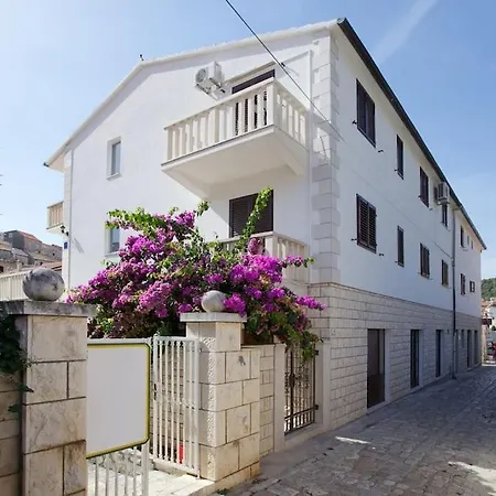Apartment In Historic Center Hvar Town