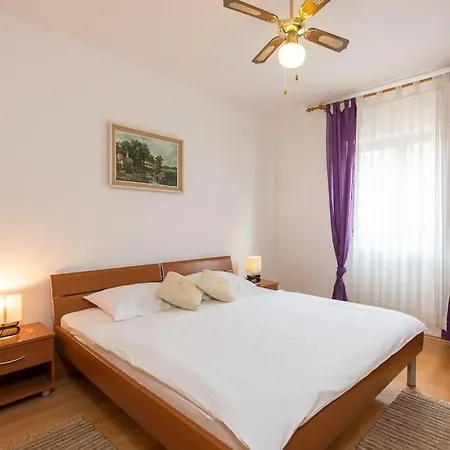 아파트 In Historic Center 흐바르