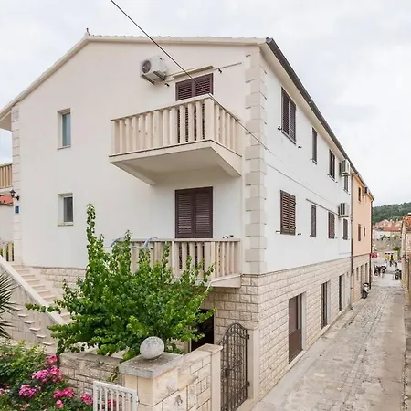 In Historic Center 아파트 흐바르